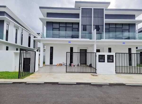 Jual rumah Pulai Jaya Johor bersama Adi Zaini REN27528