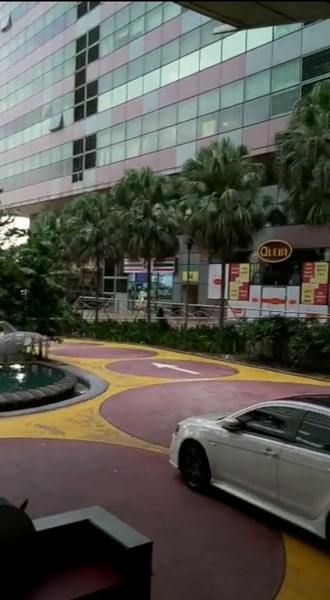 Leisure Commerce Square, PJS 8 - Property Info, Photos & Statistics ...